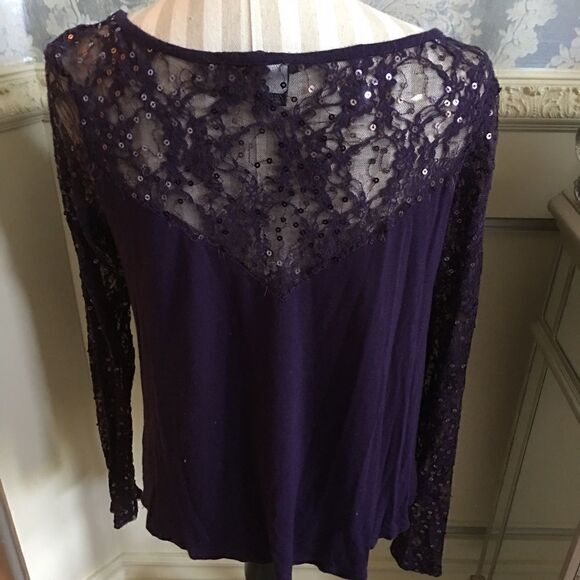 Victoria’s Secret Plum Soft Sequin Accented Top - Picture 3 of 8